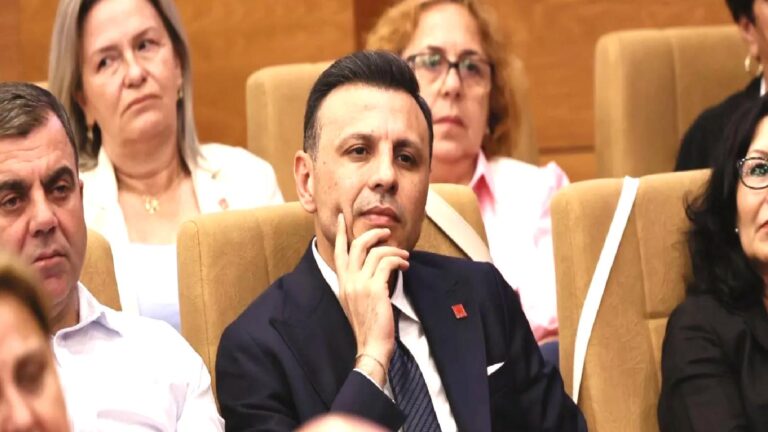 CHP’li Çelik: Önümüzdeki genel seçimlerde de kendi kendilerine göre rakip belirlemek istiyorlar