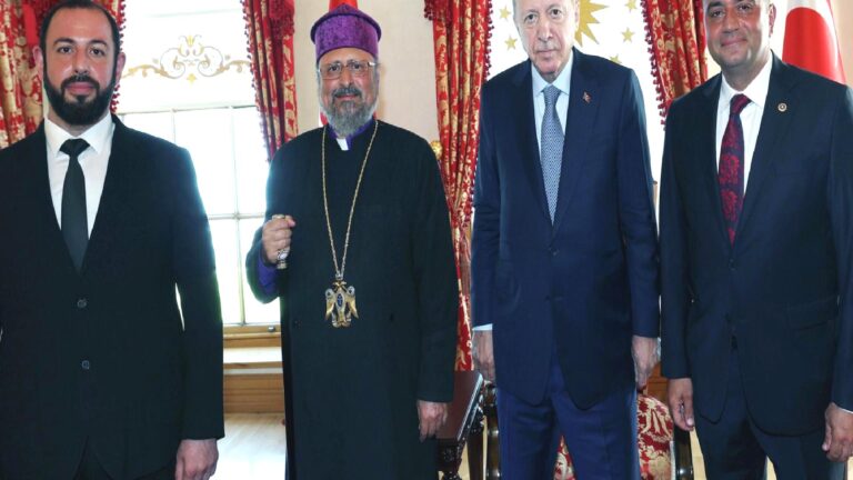 Cumhurbaşkanı Erdoğan, Maşalyan ve Sıvacıoğlu’yla görüştü