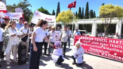 EYT ve Emekliler Federasyonu’ndan ‘Emekliler Haftası’ isyanı: Açlık sınırının altında yaşamaya mahkûm edilen emekli mi kutlanacak?