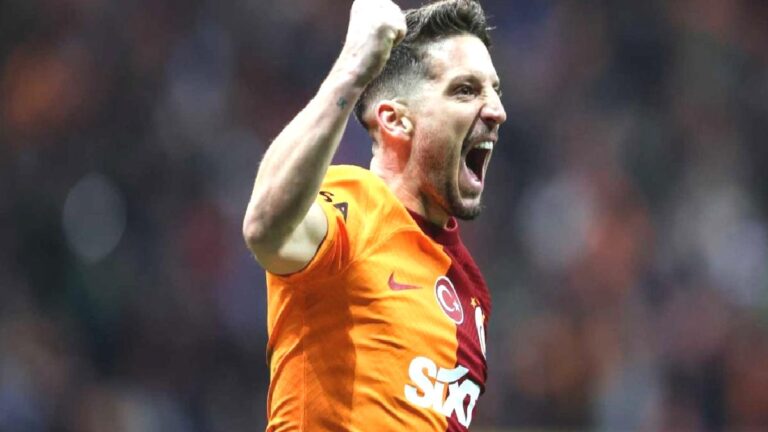 Galatasaraylıları heyecanlandıran haber! Mertens geri mi dönüyor?