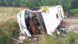 Isparta’da tur otobüsünün devrildiği kazada 4 kişi öldü, 15 kişi yaralandı