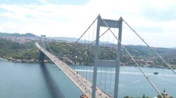 İstanbul Boğazı’nda gemi trafiği durduruldu