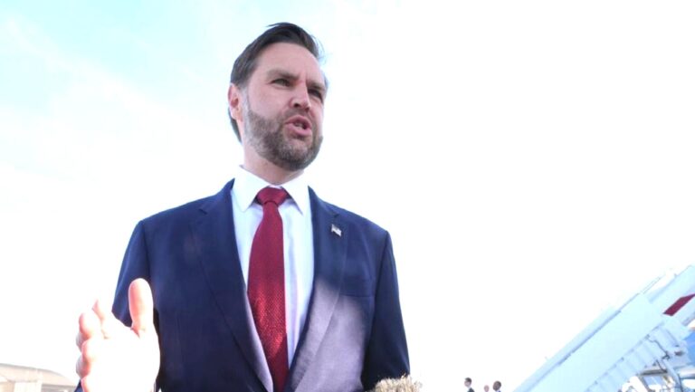JD Vance: Hürmüz Boğazı’nın uzun vadede ücretsiz geçişe açık kalmasını bekliyoruz