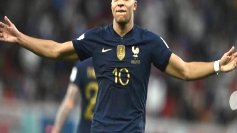 Mbappe’den Kante sözleri: Hala burada, inanılmaz!