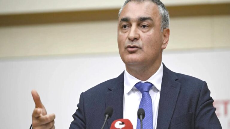 Müslim Sarı: Özgür Özel Manisa Milletvekili, bir ayrıcalığı yok; disipline sevki söz konusu olabilir