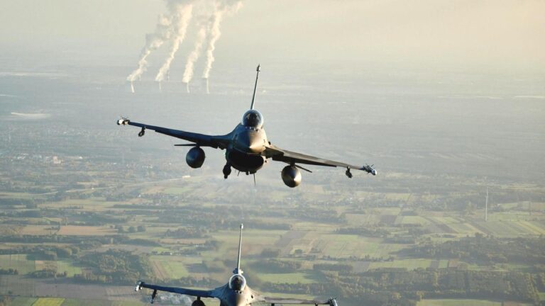 NATO, Rusya sınırlarında hava tatbikat başlatıyor