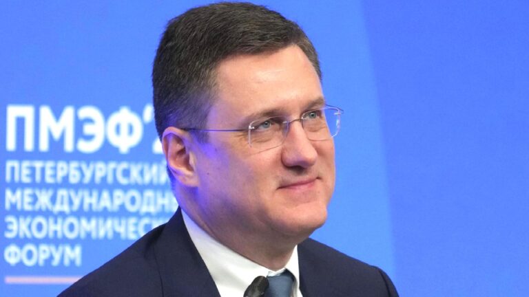 Novak: Rusya ABD ile yeni ilişkilere hazır, ‘top Washington’da’