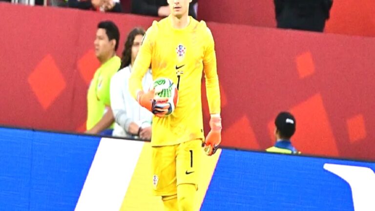 Dinamo Zagreb’in Livakovic teklifi ortaya çıktı! Fenerbahçe’nin transfer kararı…