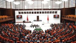 Emekli aylığının yükseltilmesinden Siber Güvenlik Başkanlığı yetkilerinin genişletilmesine: AKP’nin sunduğu torba kanun teklifinde hangi düzenlemeler var?