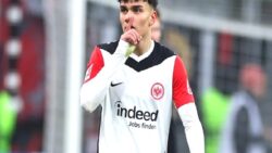 Galatasaray’da öncelik orta saha