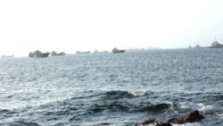 İran’dan Hürmüz Boğazı’ndan izinli geçişler için şart