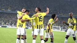 Fenerbahçe-Lyon maçı yurt dışında gündem oldu!