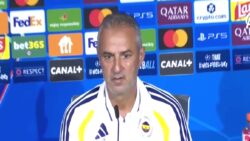 Fenerbahçe Teknik Direktörü İsmail Kartal: Oyunculara 18 yıllık hasretimizi anlattım