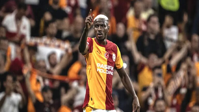 Galatasaray’da Victor Osimhen’den transfer iddialarına yanıt!