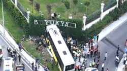 İETT otobüsü site duvarına çarpmıştı: Ölü sayısı 3 oldu