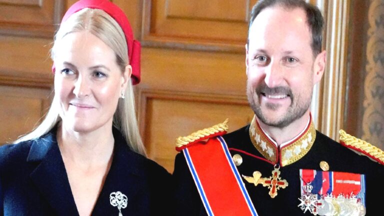 Norveç’in yeni krali 8. Haakon kim?