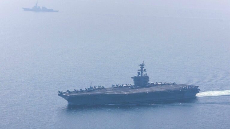 Personelin psikolojik durumu tartışma konusu olmuştu: ABD uçak gemisi USS Abraham Lincoln eve dönüş yolunda