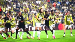 Spor yazarları Fenerbahçe-Olympique Lyon maçını değerlendirdi