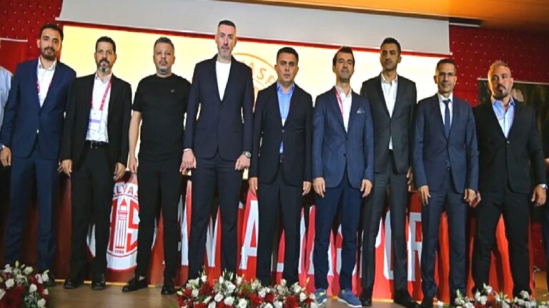 Antalyaspor’da yeni başkan Mustafa Ergün