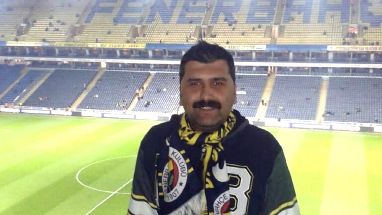Beşiktaş maçında hayatını kaybeden Fenerbahçeli taraftar, 16 yaşındaki oğluyla ilk kez stada gitmiş