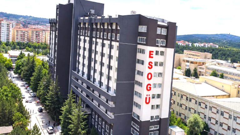 Eskişehir’deki araştırma hastanesi için “güçlendirme” çağrısı: Üç yıl geçti, çalışmalar başlamadı, yenisini yapmak yıllar sürer!