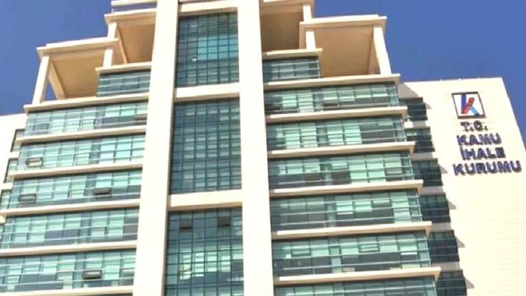 Kamuda danışmanlık hizmetlerinin faturası 30 milyar liraya dayandı!
