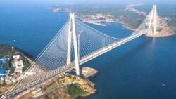 Karar yazarı İbrahim Kahveci: Hazine garantili müteahhitler sizden yakıt parasından daha fazla yol ve köprü parası alıyor; müteahhitlere ve iktidarımıza minnettar olmalıyız!