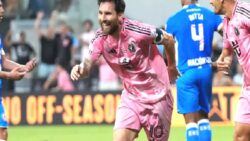 Messi bir kupa daha aldı