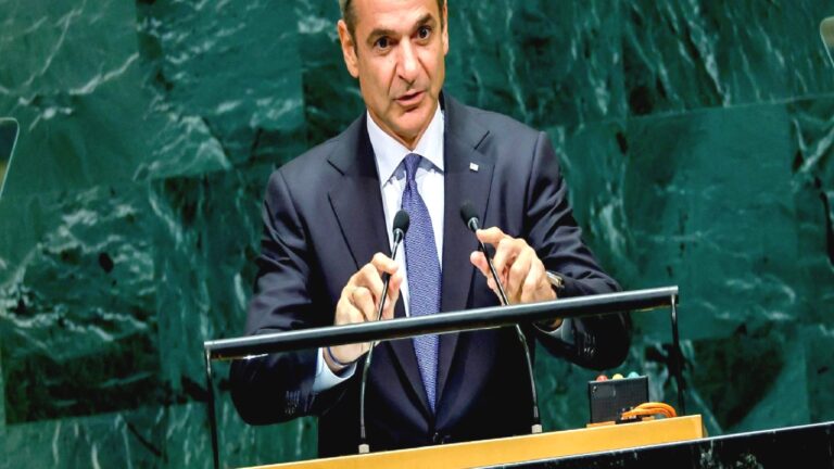 Miçotakis, Türkiye ile diyaloğun sürdürülmesi gerektiğini söyledi, Kıbrıs için ‘BM’nin turnusol kağıdı’ dedi