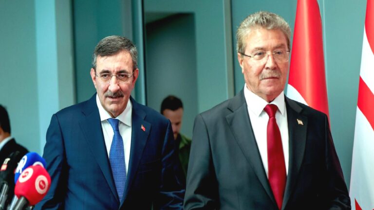 Üstel ve Yılmaz’dan ortak basın toplantısı: Güney Kıbrıs’taki silahlanma faaliyetlerini yakından izliyoruz